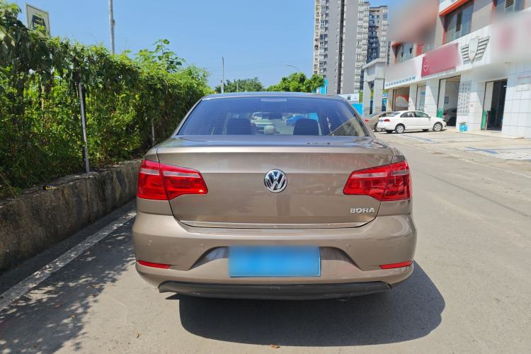 Used Volkswagen Bora 2014 1.6L Automatic Comfort Model Exterior 4