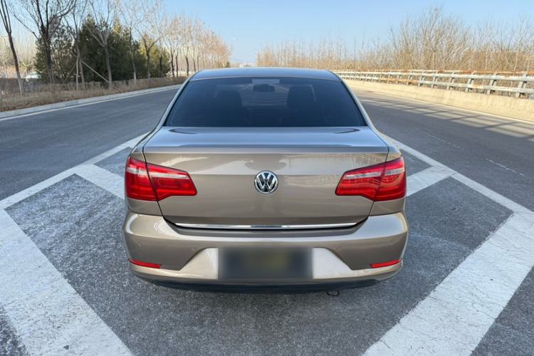 Used Volkswagen Bora 2014 1.6L Automatic Luxury Model Exterior 5