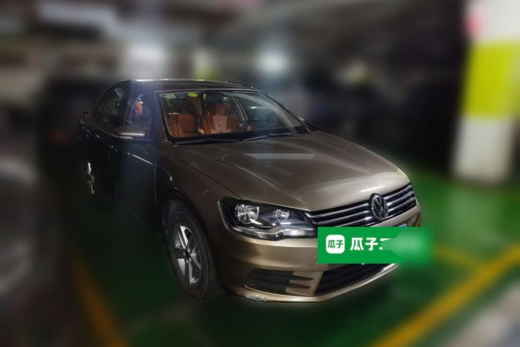 Used Volkswagen Bora 2014 1.6L Automatic Fashion Model Front Right 45 Deg