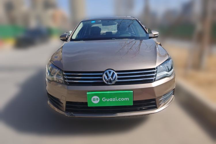 Used Volkswagen Bora 2014 1.6L Manual Fashion Edition Front