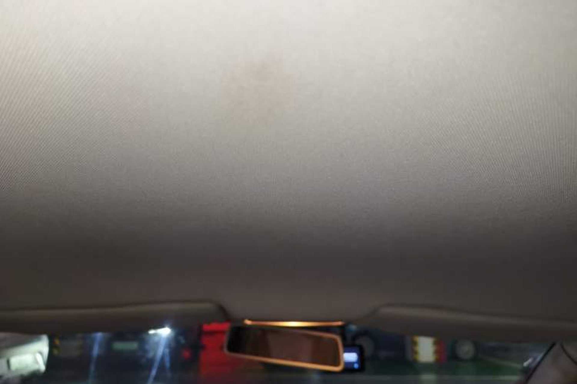 Used Volkswagen Bora 2014 1.6L Automatic Fashion Model Headliner