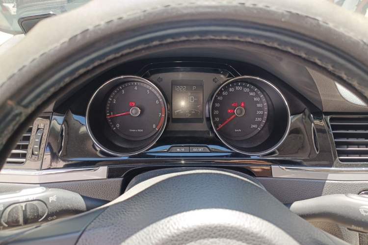Used Volkswagen Bora 2014 1.6L Automatic Comfort Model Instrument Cluster