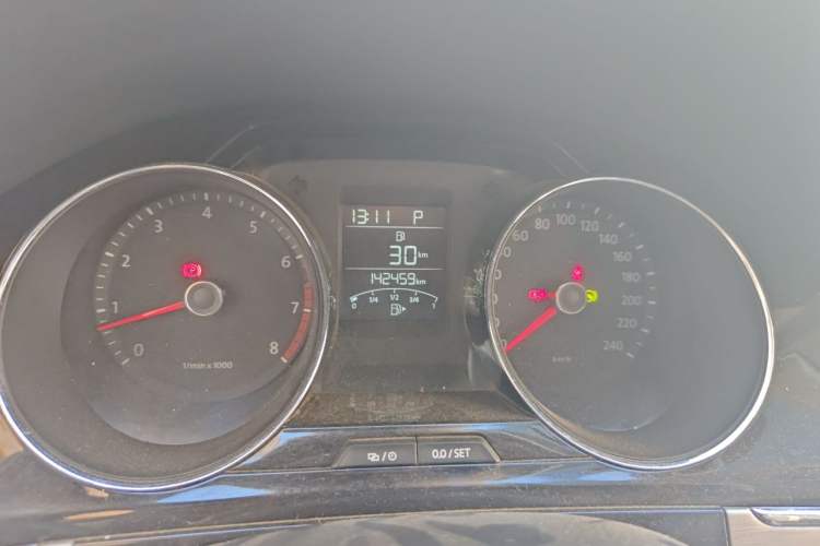 Used Volkswagen Bora 2014 1.4TSI Automatic Comfort Model Instrument Cluster