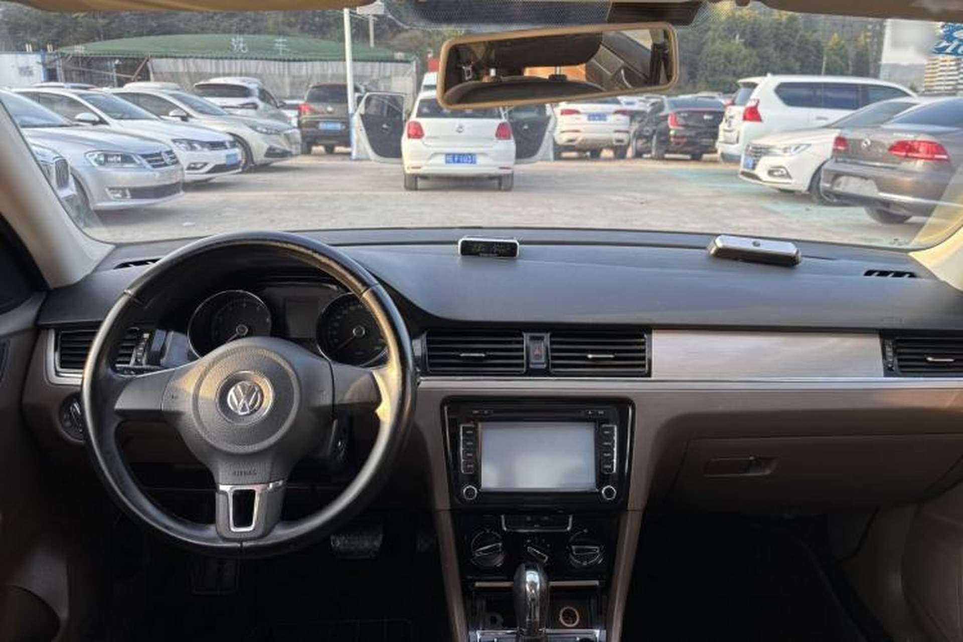 Used Volkswagen Bora 2014 1.6L Automatic Comfort Model Interior 1