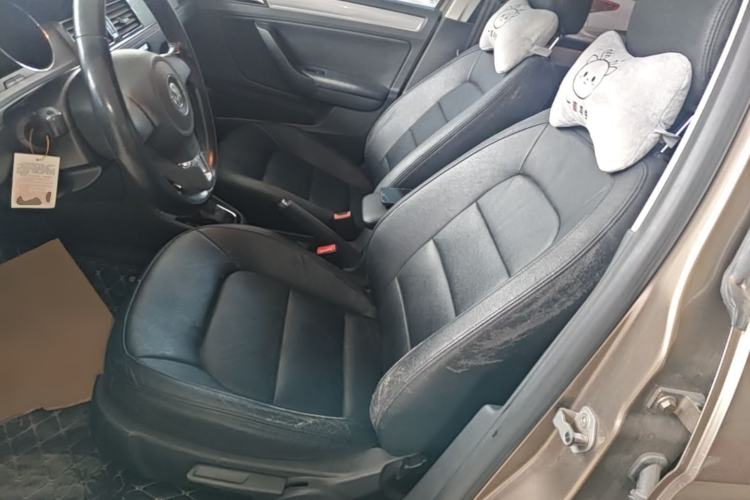 Used Volkswagen Bora 2014 1.6L Automatic Fashion Model Left Front Seat