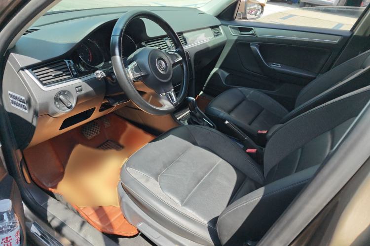 Used Volkswagen Bora 2014 1.6L Automatic Comfort Model Left Front Seat