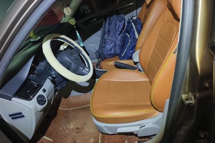 Used Volkswagen Bora 2014 1.6L Automatic Fashion Model Left Front Seat