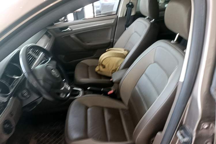 Used Volkswagen Bora 2014 1.6L Automatic Comfort Model Left Front Seat