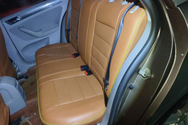 Used Volkswagen Bora 2014 1.6L Automatic Fashion Model Left Rear Seat
