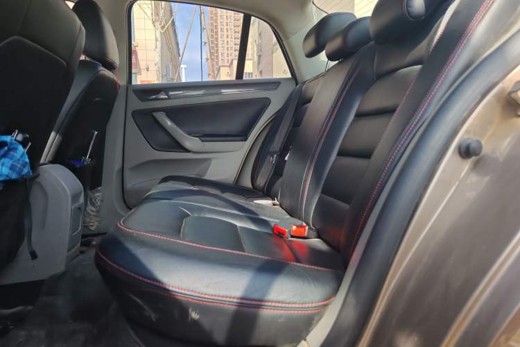 Used Volkswagen Bora 2014 1.6L Manual Fashion Edition Left Rear Seat
