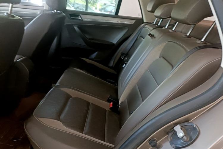 Used Volkswagen Bora 2014 1.6L Automatic Comfort Model Left Rear Seat