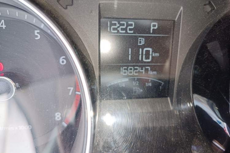 Used Volkswagen Bora 2014 1.6L Automatic Comfort Model Odometer Close Up