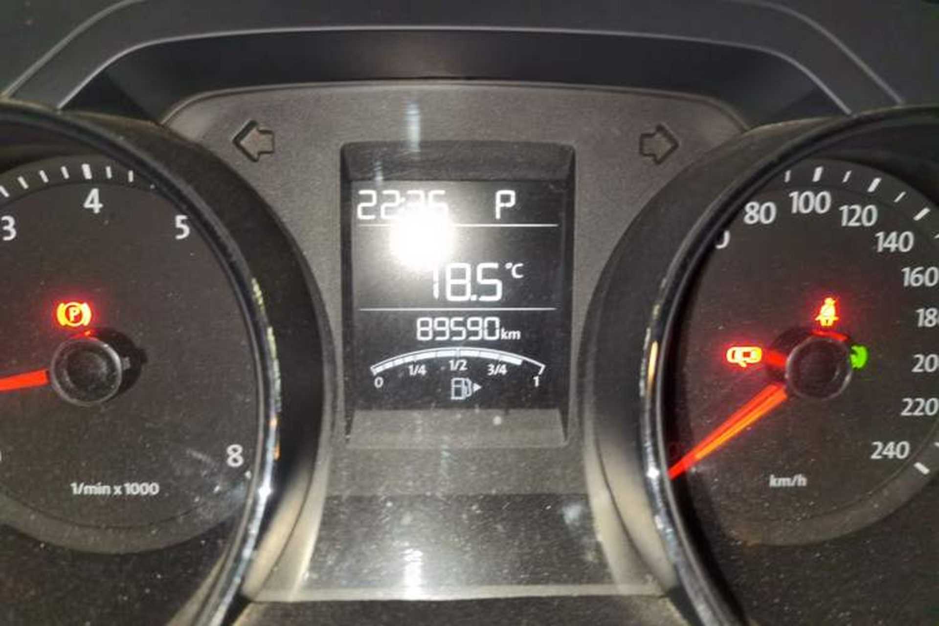 Used Volkswagen Bora 2014 1.6L Automatic Fashion Model Odometer Close Up