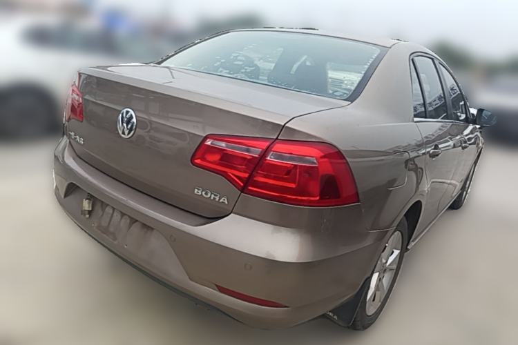 Used Volkswagen Bora 2014 1.6L Manual Fashion Edition Rear Right 45 Deg