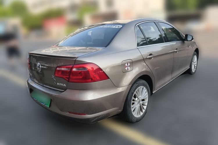 Used Volkswagen Bora 2014 1.6L Automatic Luxury Model Rear Right 45 Deg