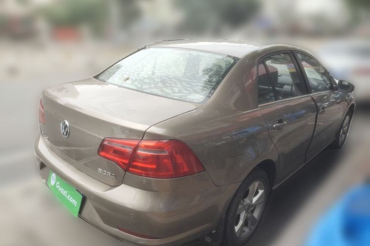 Used Volkswagen Bora 2014 1.6L Automatic Comfort Model Rear Right 45 Deg