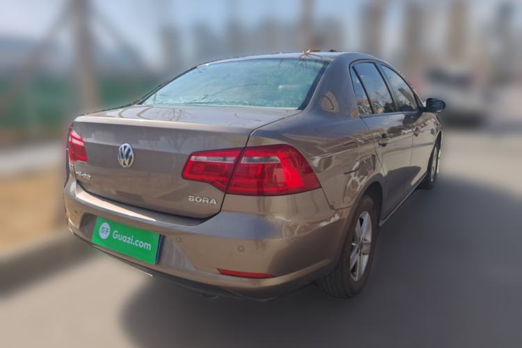 Used Volkswagen Bora 2014 1.6L Manual Fashion Edition Rear Right 45 Deg