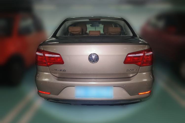 Used Volkswagen Bora 2014 1.6L Automatic Fashion Model Rear