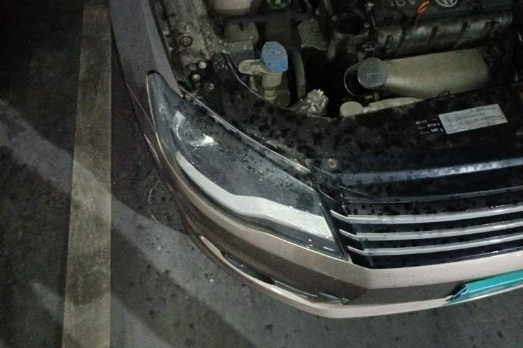 Used Volkswagen Bora 2014 1.6L Automatic Comfort Model Right Front Headlight
