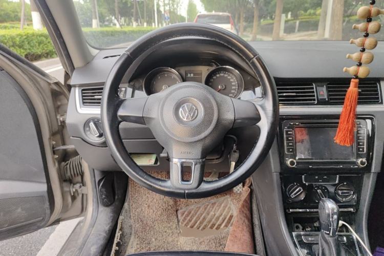 Used Volkswagen Bora 2014 1.6L Automatic Comfort Model Steering Wheel
