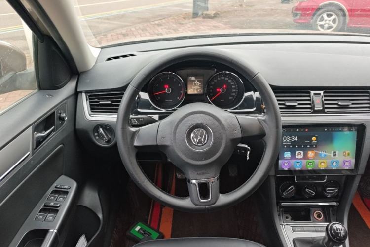 Used Volkswagen Bora 2014 1.6L Manual Comfort Model Steering Wheel