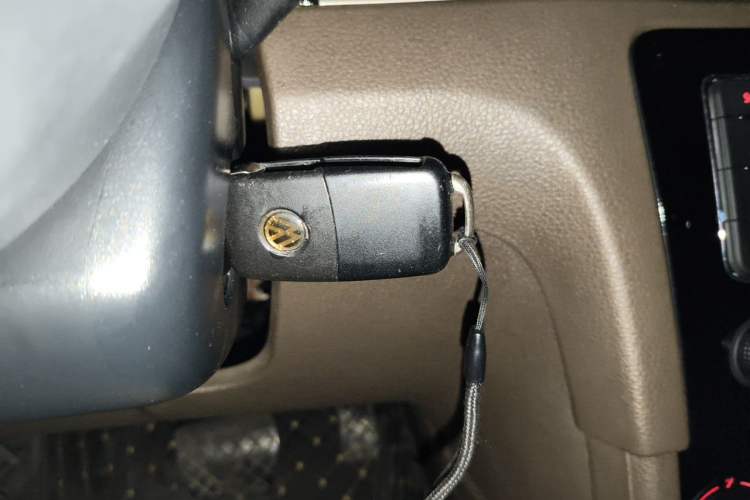 Used Volkswagen Bora 2014 1.6L Automatic Comfort Model Vehicle Key