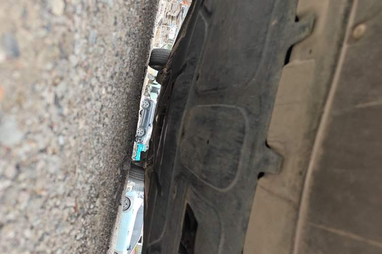 Used Volkswagen Bora 2014 1.6L Manual Comfort Model Chassis Front