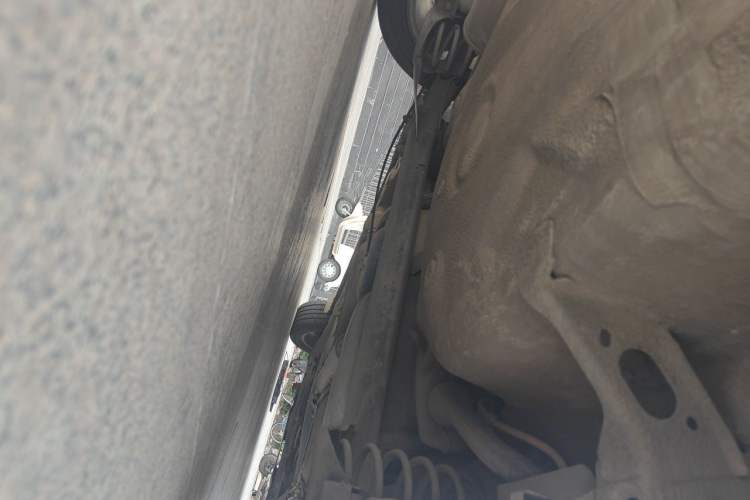 Used Volkswagen Bora 2014 1.6L Automatic Comfort Model Chassis Rear Right
