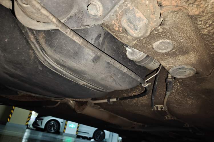Used Volkswagen Bora 2014 1.6L Automatic Comfort Model Chassis Rear Right
