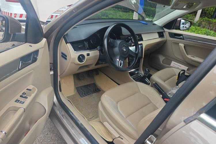 Used Volkswagen Bora 2014 1.6L Manual Comfort Model Driver Seat