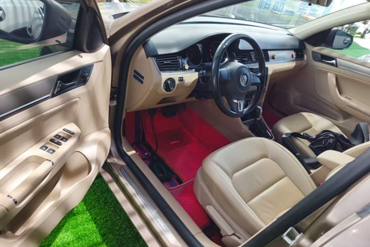 Used Volkswagen Bora 2014 1.6L Automatic Comfort Model Driver Seat