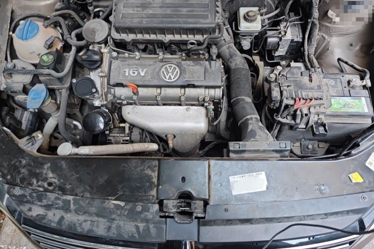 Used Volkswagen Bora 2014 1.6L Manual Comfort Model Engine Bay