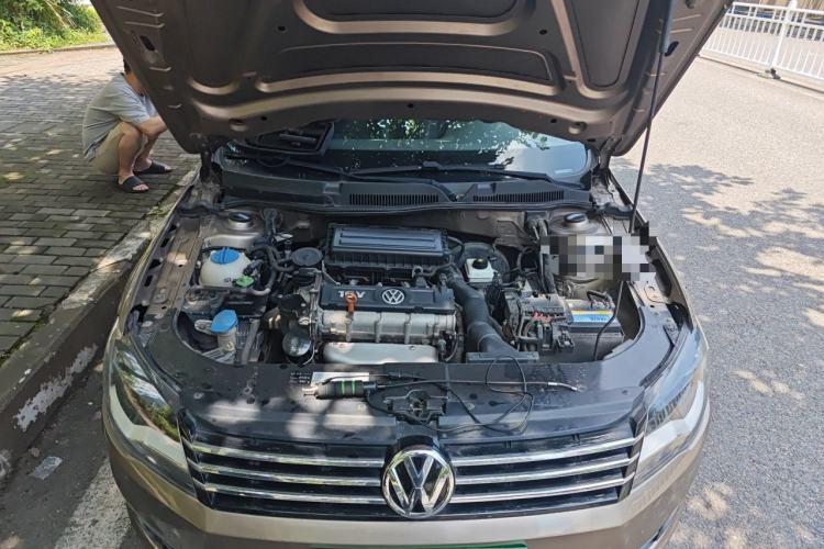 Used Volkswagen Bora 2014 1.6L Automatic Comfort Model Engine Bay