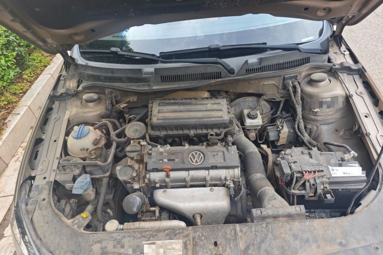 Used Volkswagen Bora 2014 1.6L Manual Comfort Model Engine Bay