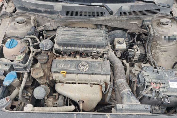 Used Volkswagen Bora 2014 1.6L Manual Comfort Model Engine Bay