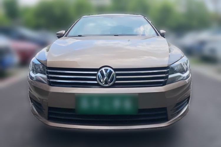 Used Volkswagen Bora 2014 1.6L Manual Fashion Edition Front