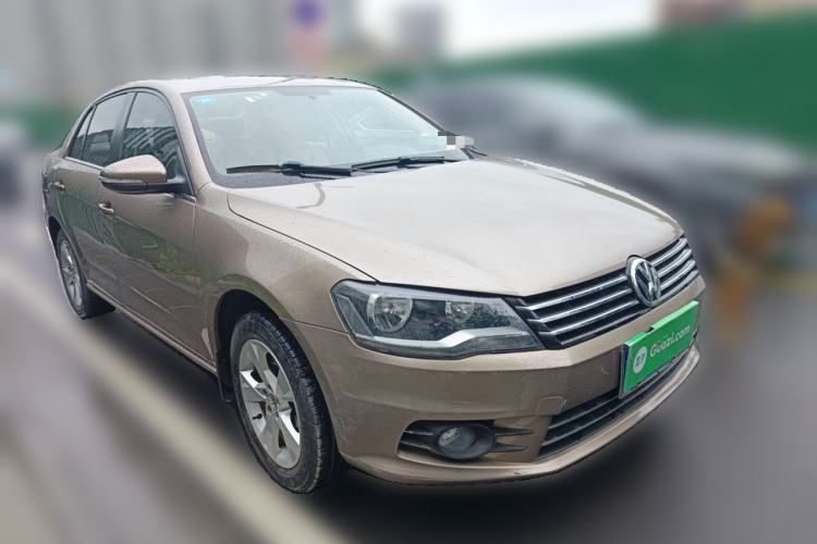 Used Volkswagen Bora 2014 1.6L Manual Comfort Model Front Right 45 Deg