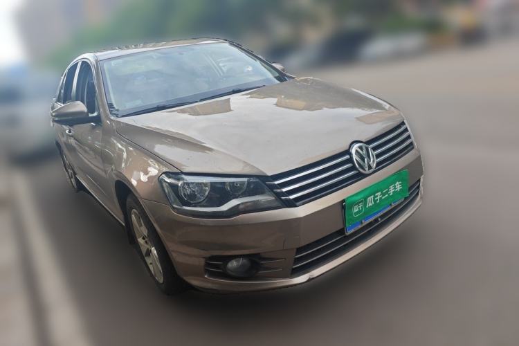Used Volkswagen Bora 2014 1.6L Manual Comfort Model Front Right 45 Deg