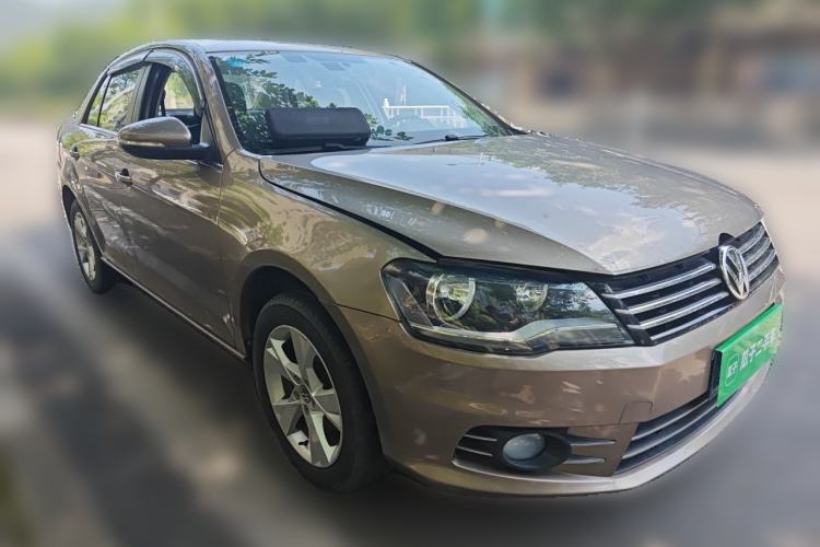 Used Volkswagen Bora 2014 1.6L Automatic Comfort Model Front Right 45 Deg