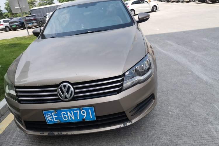 Used Volkswagen Bora 2014 1.6L Manual Fashion Edition Front