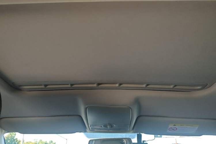 Used Volkswagen Bora 2014 1.6L Automatic Comfort Model Headliner