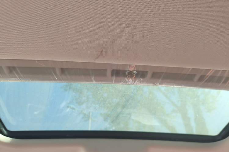 Used Volkswagen Bora 2014 1.6L Automatic Comfort Model Headliner