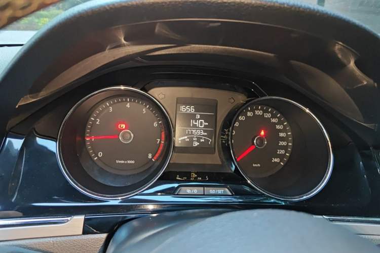 Used Volkswagen Bora 2014 1.6L Manual Comfort Model Instrument Cluster