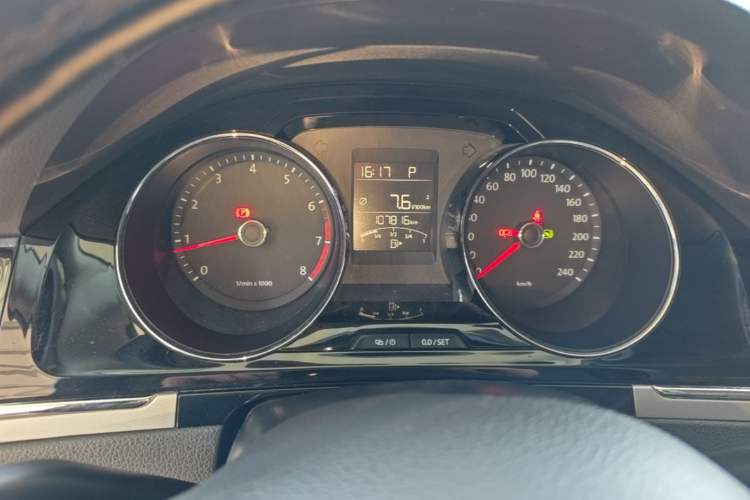 Used Volkswagen Bora 2014 1.6L Automatic Comfort Model Instrument Cluster