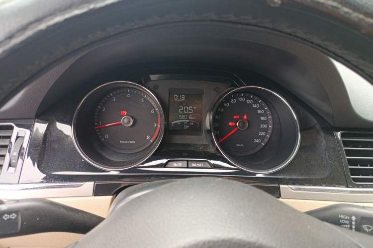 Used Volkswagen Bora 2014 1.6L Manual Comfort Model Instrument Cluster