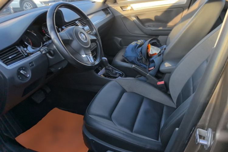 Used Volkswagen Bora 2014 1.6L Automatic Comfort Model Left Front Seat