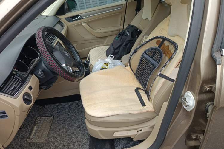 Used Volkswagen Bora 2014 1.6L Manual Comfort Model Left Front Seat