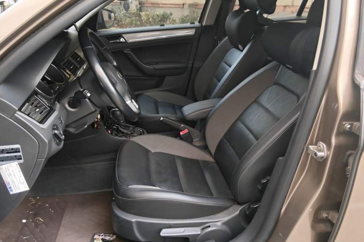 Used Volkswagen Bora 2014 1.6L Automatic Comfort Model Left Front Seat
