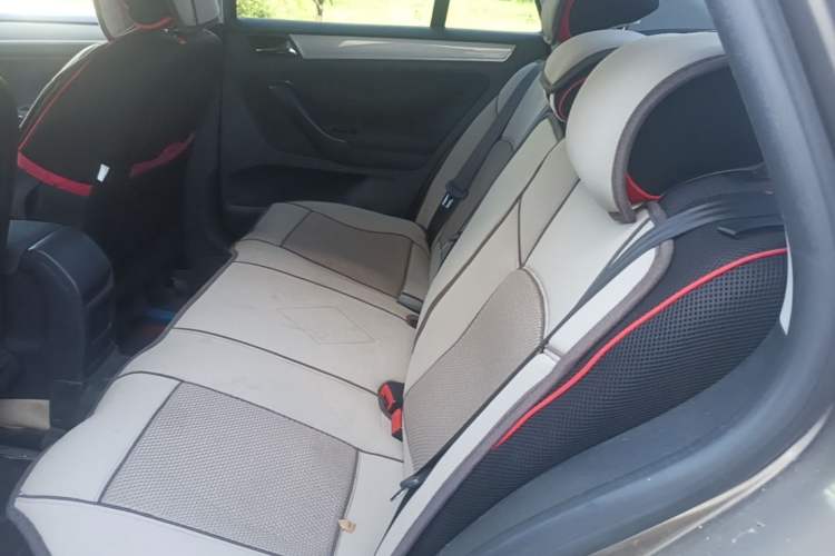 Used Volkswagen Bora 2014 1.6L Manual Fashion Edition Left Rear Seat