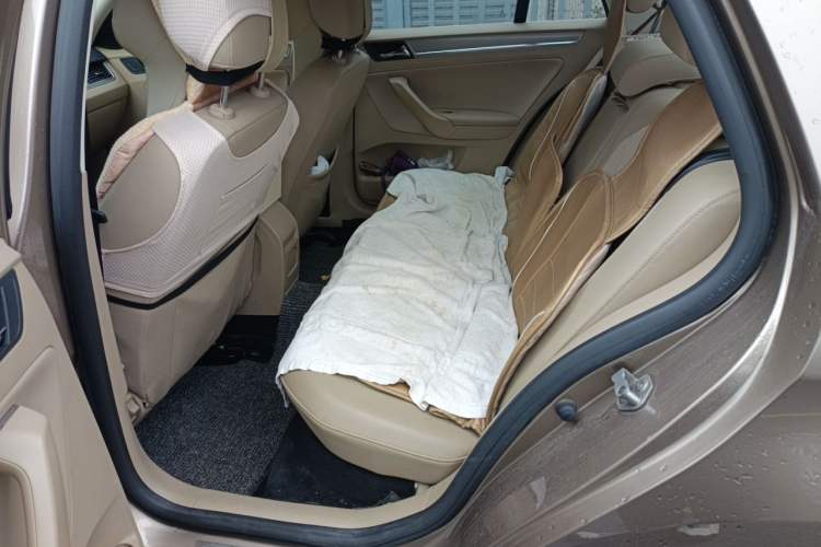 Used Volkswagen Bora 2014 1.6L Manual Comfort Model Left Rear Seat
